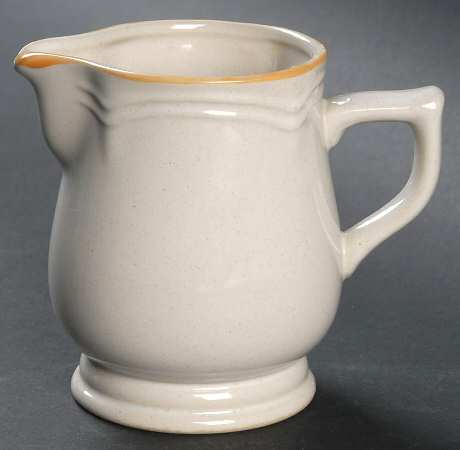 Bountiful Creamer
