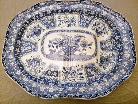 J58 23" Oval Serving Platter