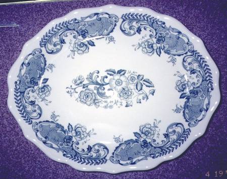 SY219 Green 14" Oval Serving Platter