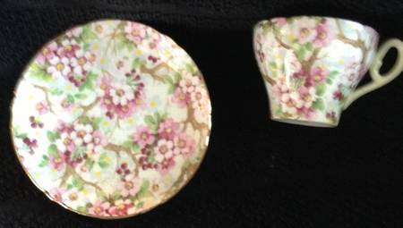 Maytime (Yellow Trim) Flat Cup & Saucer Set