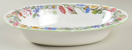 Hedgerow 9" Oval Vegetable Bowl