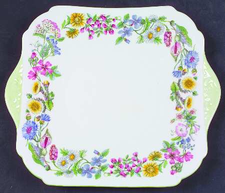 Hedgerow Square Handled Cake Plate