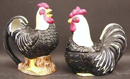 Rooster Figural Creamer & Sugar Set
