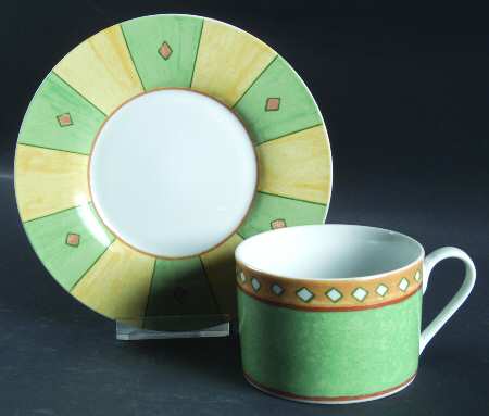 Carefree Flat Cup & Saucer Set