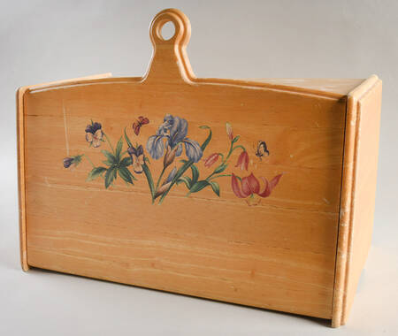Garden Bloom Wood Bread Box