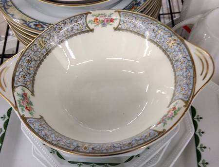1027 Lugged Cereal Bowl