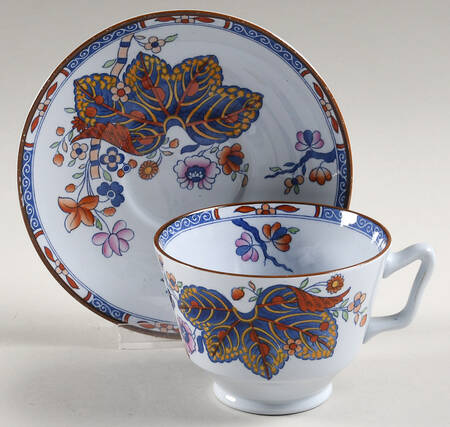 W5080 Footed Cup & Saucer Set