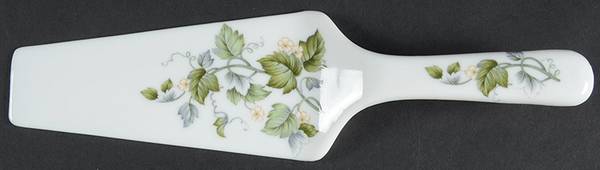 Green Leaf & Blossoms Solid Ceramic Pie/Cake Server