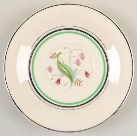 Coralbel (Winchester Shape, Platinum Trim) Saucer