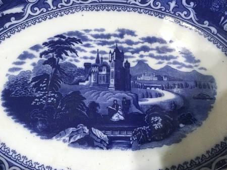 Watteau 19" Oval Serving Platter