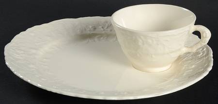 Rose Point Snack Plate & Cup Set