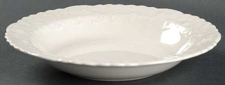 Rose Point Rim Soup Bowl