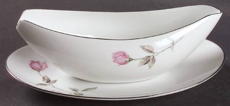 Dawn Rose Gravy Boat & Underplate/Relish