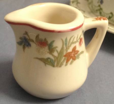 Bombay (Restaurant, Yellow Trim) Mini Creamer