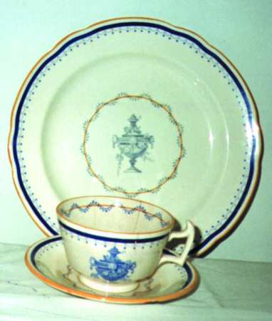 SP152 Footed Cup & Saucer Set