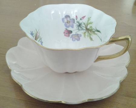 Stratford Wildflowers Flat Cup & Saucer Set