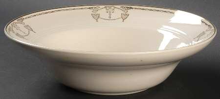 Commodore 8" Round Vegetable Bowl