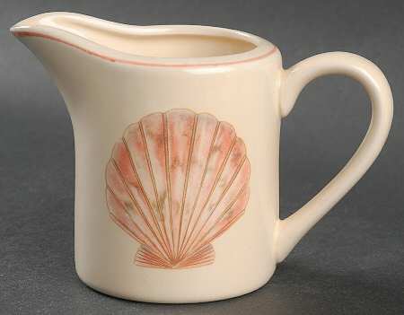 Coquille (China) Creamer