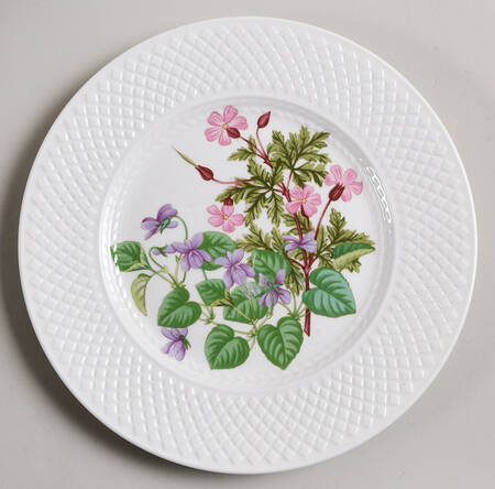 SP160 Luncheon Plate