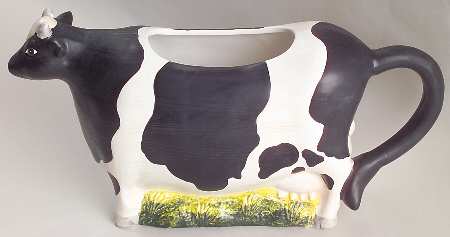 Animal Collection 56 Oz Sculpted Pitcher