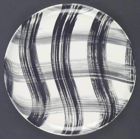 Scots Clan Black & Gray Dinner Plate