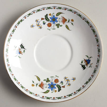 Chelsea Saucer for Oversized Cup