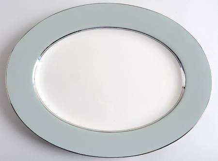 Royal Compliment 15" Oval Serving Platter