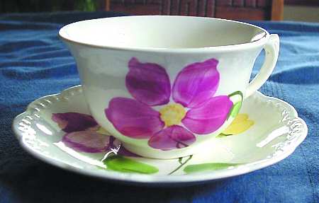 STT160 Flat Cup & Saucer Set