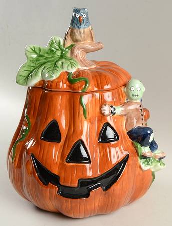Halloween Cookie Jar & Lid