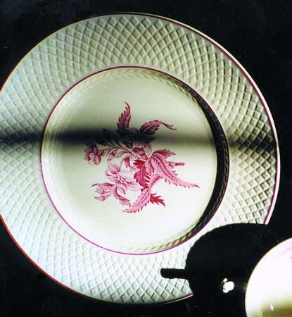 Camilla Red (Mansard Shape) Dinner Plate