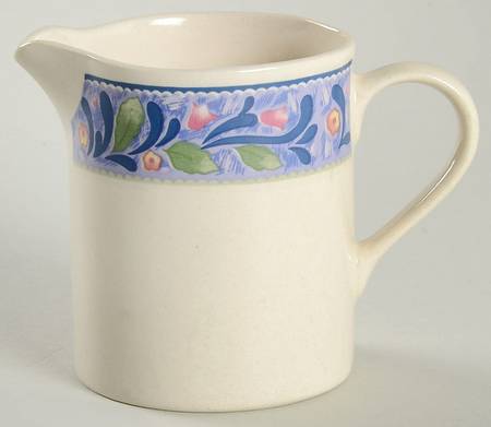 Bouquet Creamer