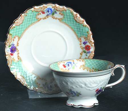 SCH222 Footed Demitasse Cup & Saucer Set