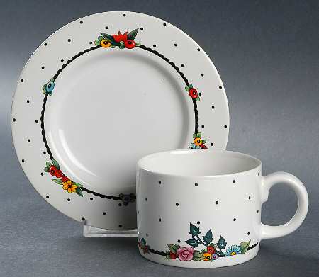 Always Flat Cup & Saucer Set