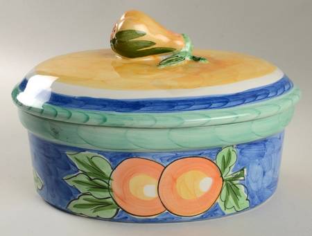 Frulos Grape 3 Quart Oval Covered Casserole