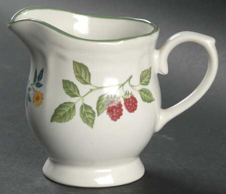 Berry Lane Creamer