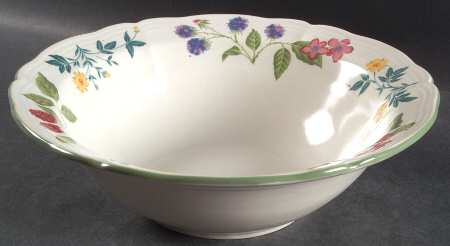 Berry Lane 9" Round Vegetable Bowl
