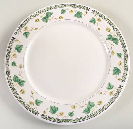 Ivy Charm Dinner Plate