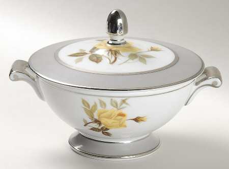 Gray Melody Sugar Bowl & Lid