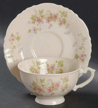 Stansbury Footed Cup & Saucer Set