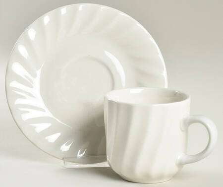 Radiance Flat Cup & Saucer Set