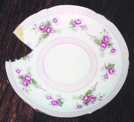 SHE20 Saucer