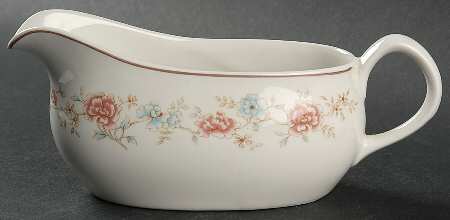 SLE13 Gravy Boat