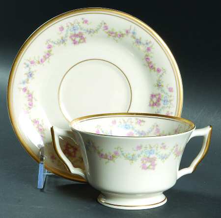 SY391 Footed Bouillon Cup & Saucer