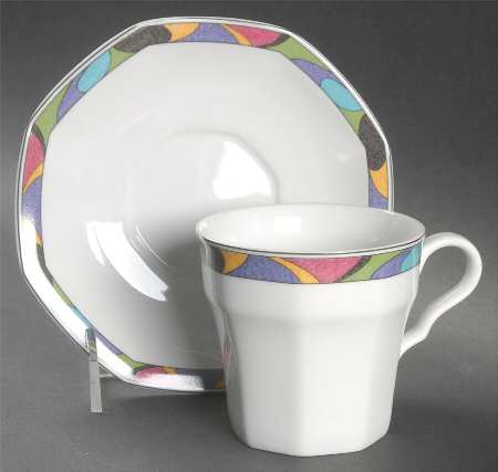 Crescendo Flat Cup & Saucer Set
