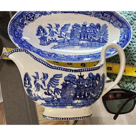 Willow Gravy Boat & Underplate