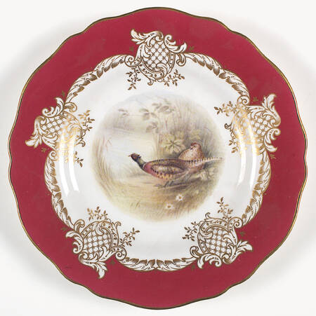 Y4716 Luncheon Plate