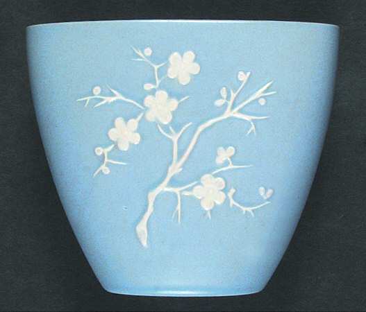 Geisha Light Blue (No Gold Accents) Oval Vase