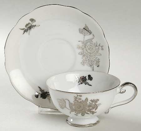 397 (Scalloped Edge) Footed Cup & Saucer Set