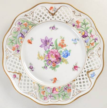 Dresden Line-Bouquet (Pierced) Large Dinner Plate