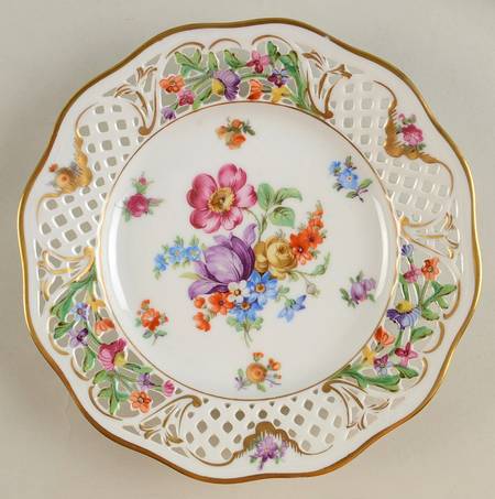 Dresden Line-Bouquet (Pierced) Dessert/Pie Plate